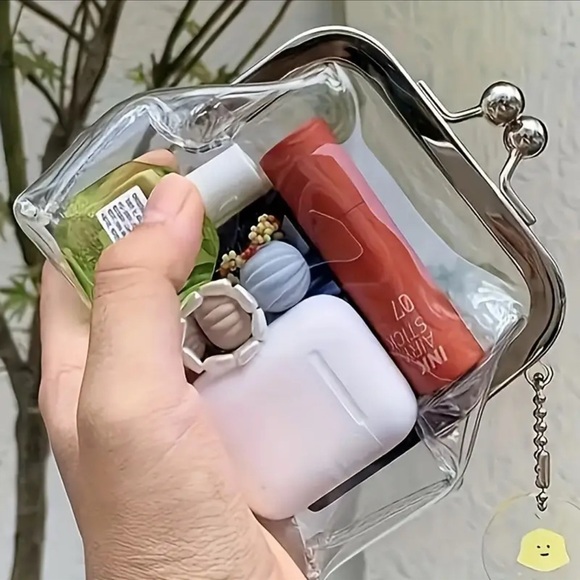 Clear Coin Purse Clutch with Silver Frame Transparent Plastic 1 Piece - Picture 1 of 8